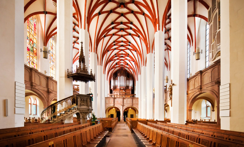 Thomaskirche in Leipzig Innenraum der Thomaskirche in Leipzig