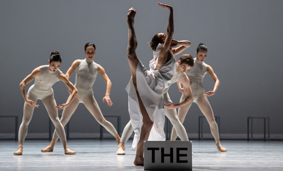 Staatsoper Prag: Szene aus Ballett "The Second Detail", William Forsythe: 