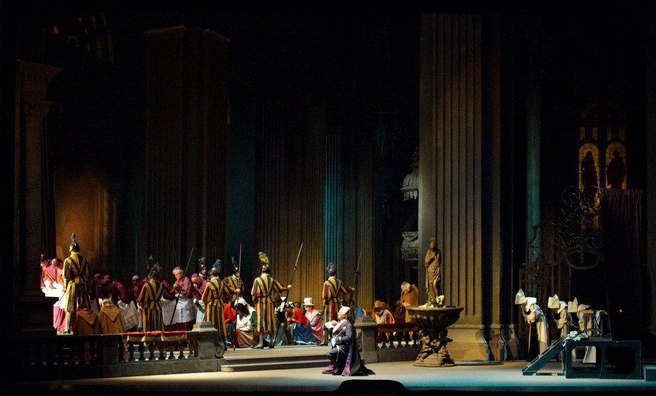 Szene aus "Tosca" an der Wiener Staatsoper