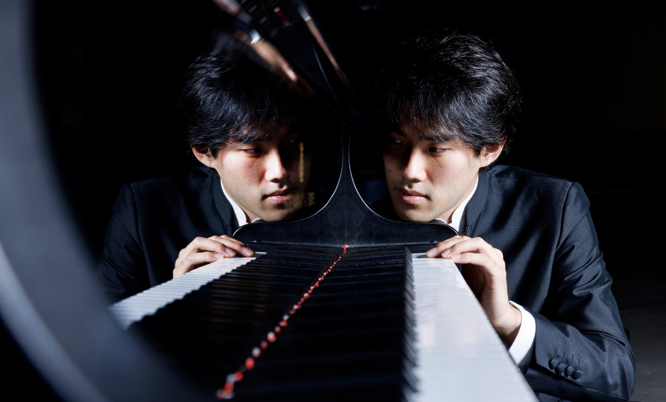 Portrait des Pianisten Bruce Liu