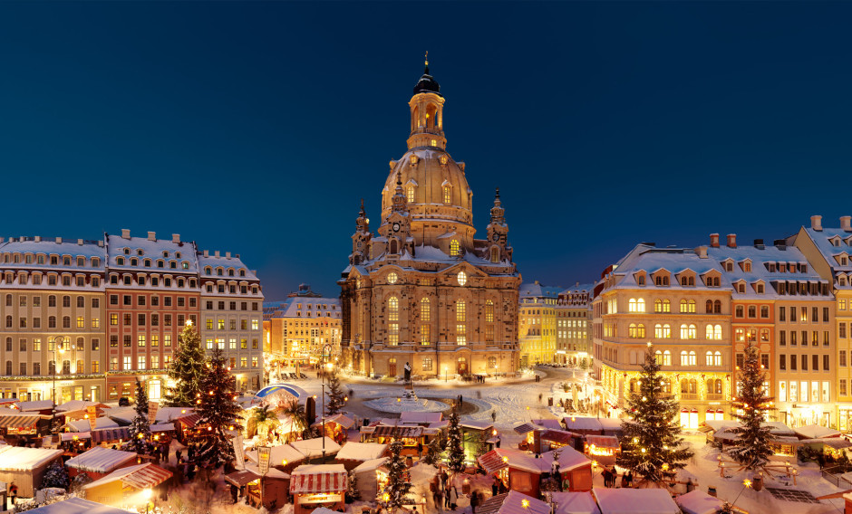 Das winterliche Dresden mit Frauenkirche und Neumarkt