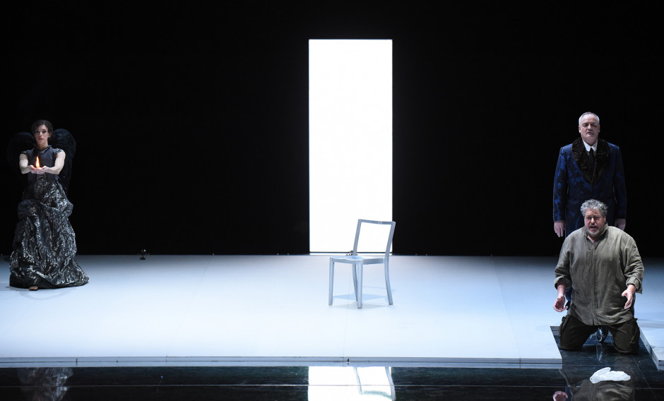 06 Dresden, Semperoper, Szene aus "Otello":