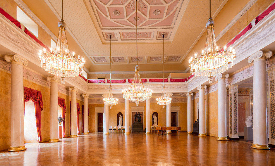 Ein Saal im renovierten Teil des Stadtschlosses Weimar  
