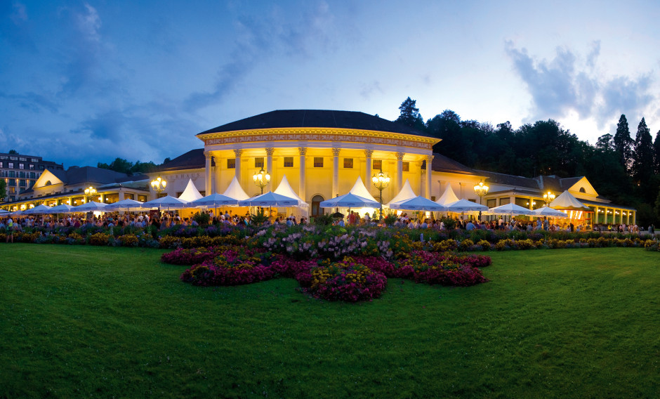 Das Kurhaus Baden-Baden während der Sommerfestspiele