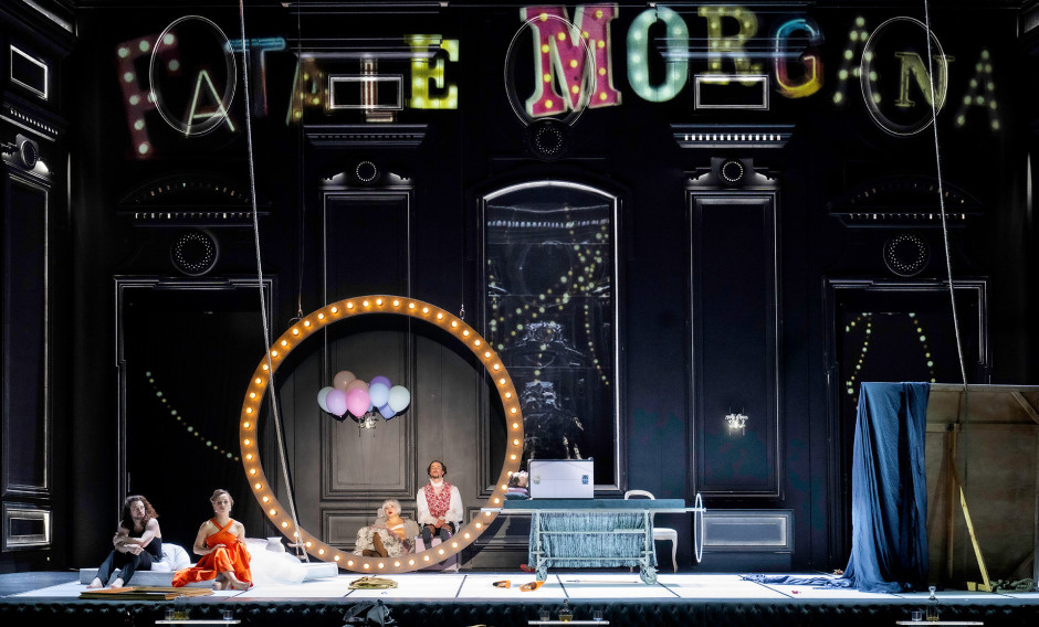 Alcina Szene aus "Alcina" an der Oper Frankfurt