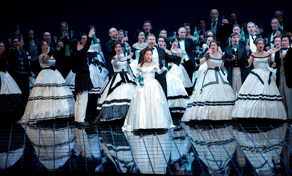 07 Leipzig, Oper, Szene aus »La Traviata«: