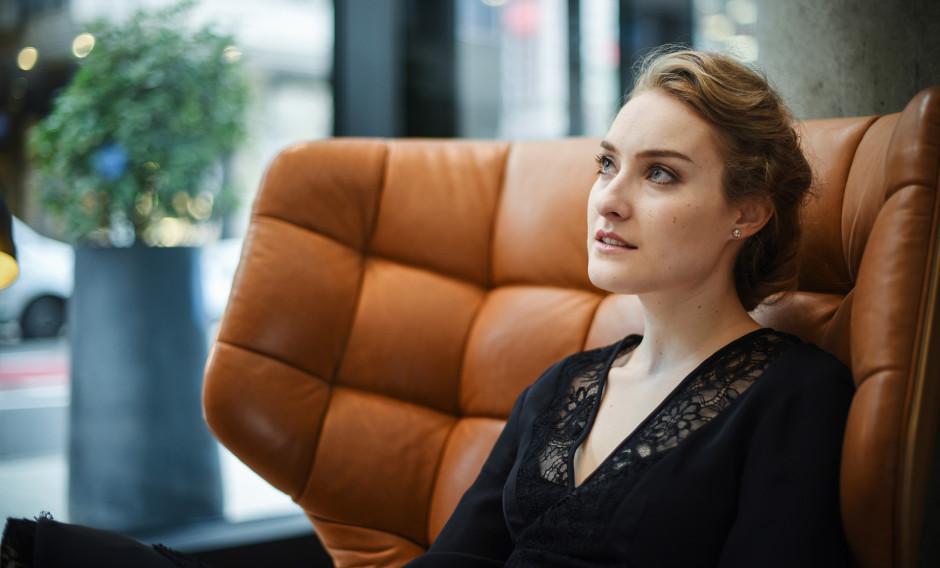 Portrait der Sopranistin Nikola Hillebrand