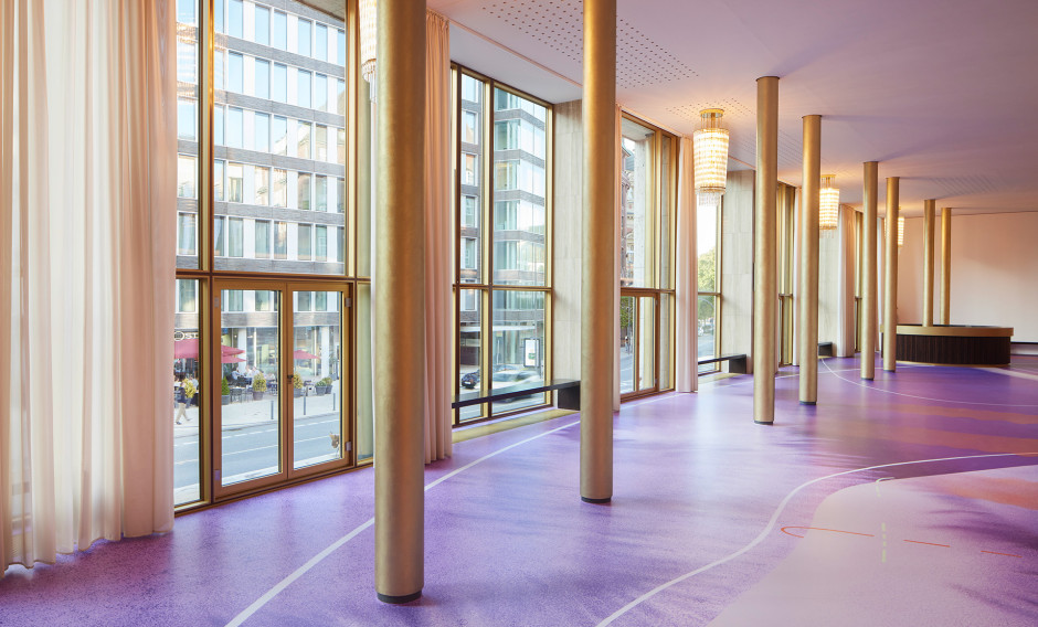 Die Kunstinstallation von Jorinde Voigt im Foyer der Staatsoper Hamburg