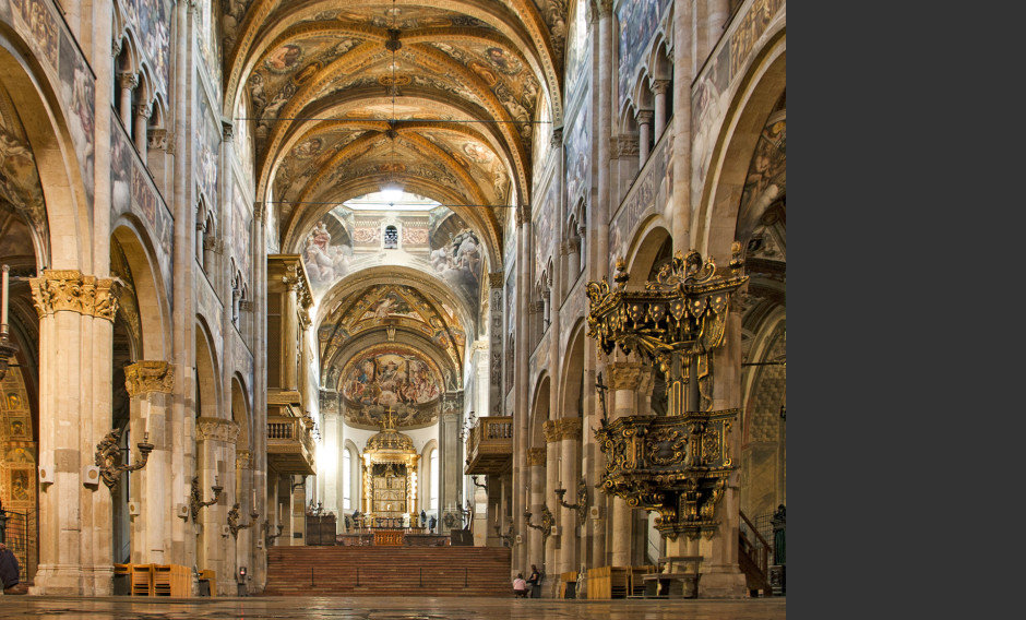 08: Blick in das Hauptschiff der Kathedrale von Parma    