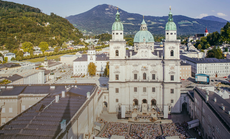 08 Salzburg, Domplatz: 