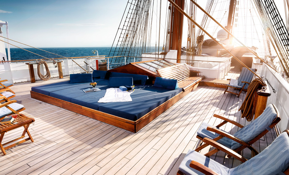 Aufenthaltsbereich Blue Lagoon auf dem Deck der Sea Cloud II  