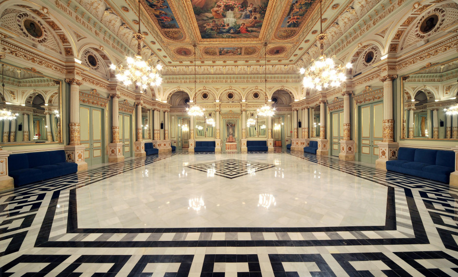 Die Eingangshalle im Gran Teatre del Liceu    