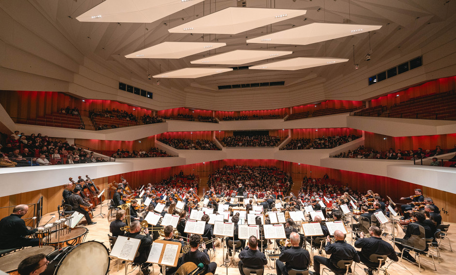 Die Dresdner Philharmonie spielt im Kulturpalast Dresden  
