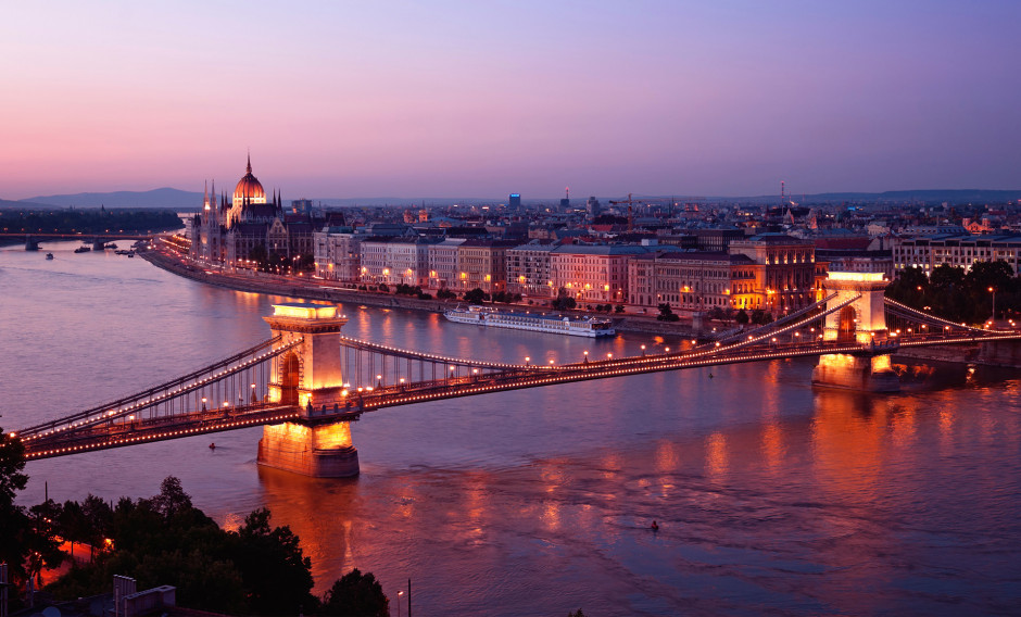 10 Budapest: 