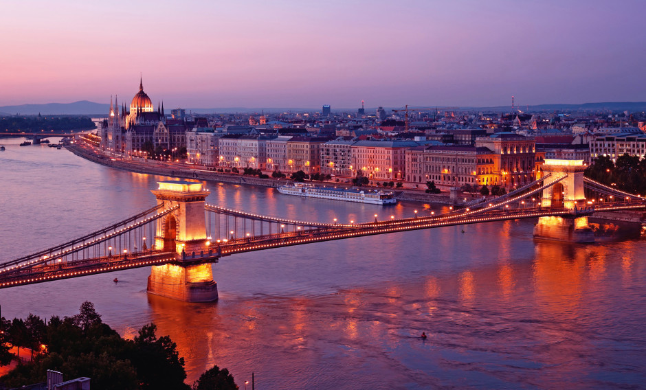 10 Budapest: 