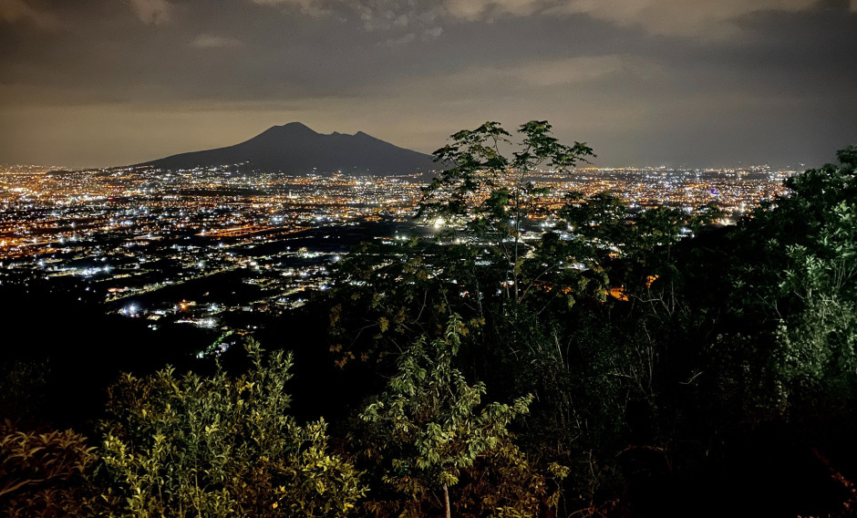 Neapel Blick auf Neapel bei Nacht