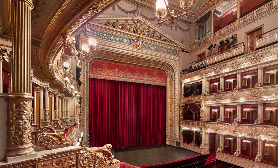 10 Prag, Nationaltheater: 