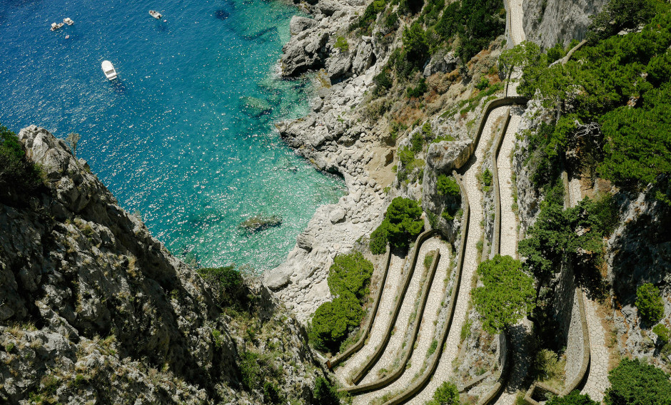 12 Capri: 