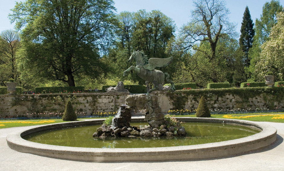 Mirabellgarten Pegasusbrunnen