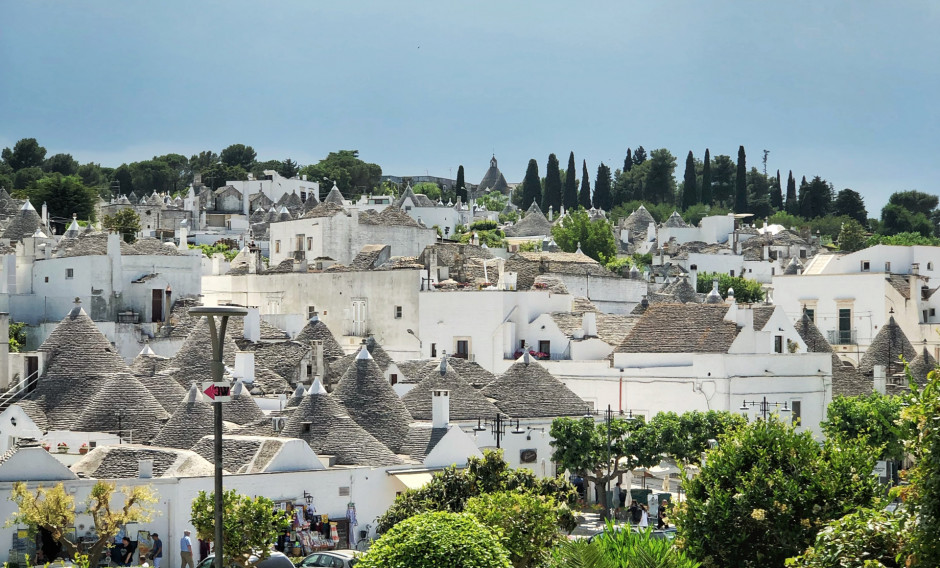 Teaser Panorama Apulien, Alberobello: