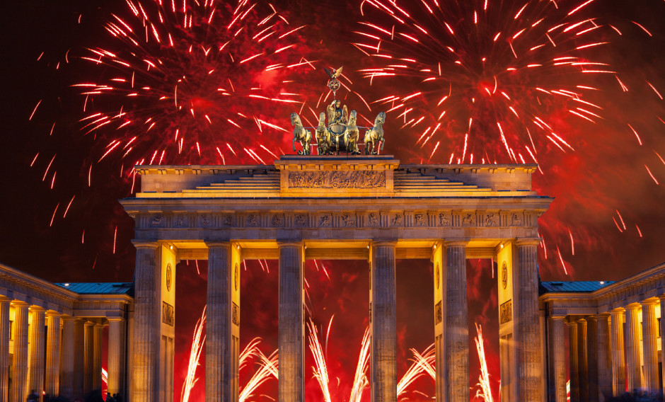 Silvesterfeuerwerk am Brandenburger Tor in Berlin   