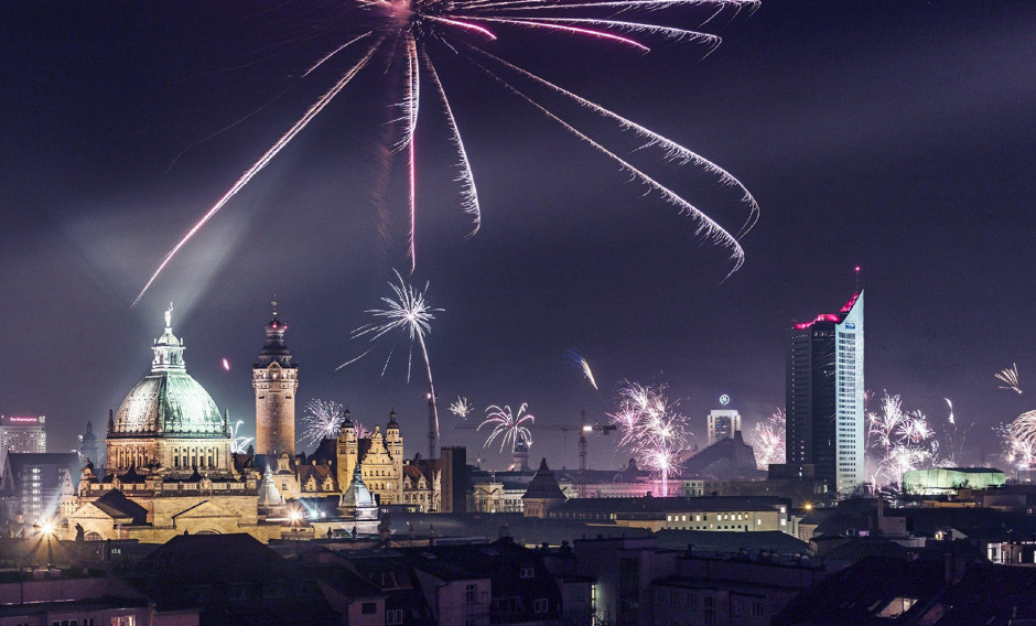 Teaser Silvesterfeuerwerk über Leipzig    