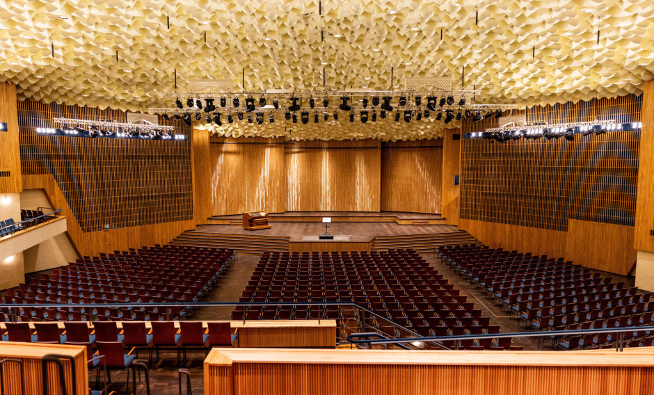 Beethovenhalle Bonn Teaser: Blick in den großen Saal der neu eröffneten Beethovenhalle in Bonn