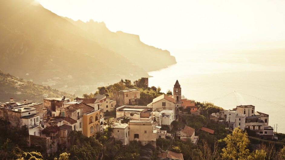 Blick auf Ravello und die Küste