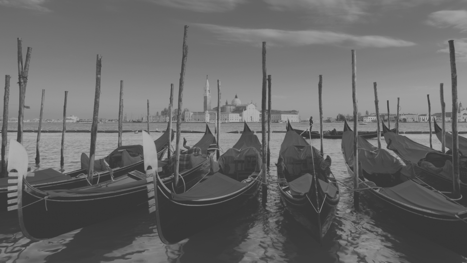 Boote vor Venedig